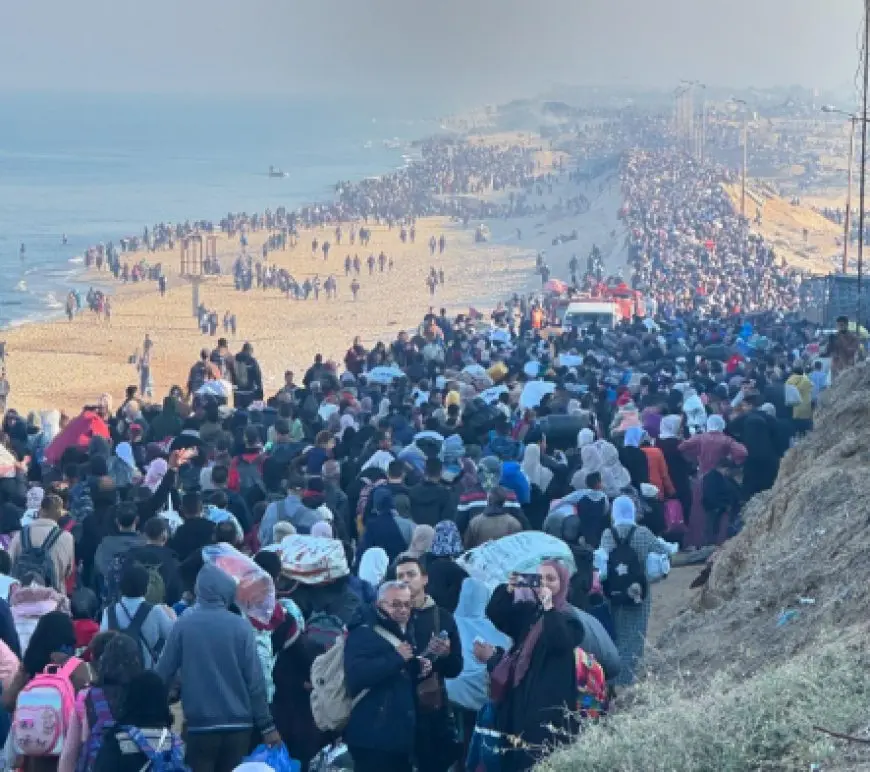 بدء عودة النازحين الفلسطينيين من الجنوب إلى شمال غزة بعد عبور محور نتساريم