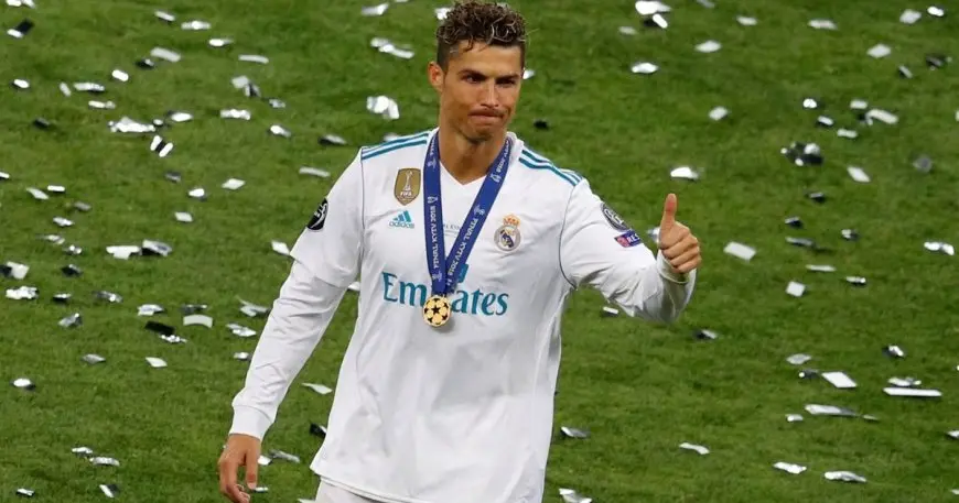 رونالدو يكشف سبب رحيله عن ريال مدريد.. وينتظر تكريما في برنابيو