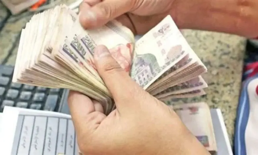 موعد صرف معاشات شهر مايو 2025 مع فحص الزيادة!