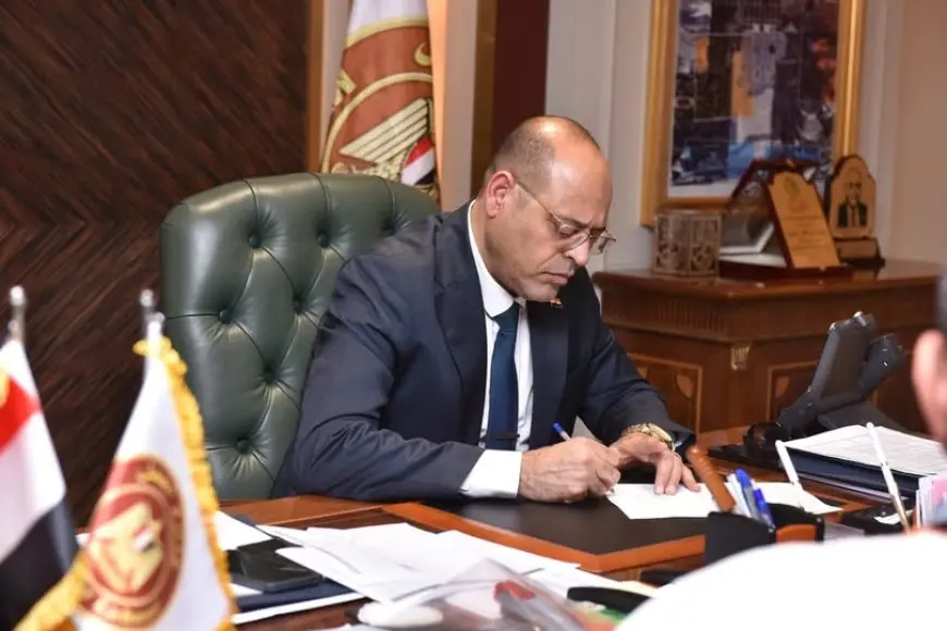 صرف وزير العمل مبالغ تصل إلى 200 ألف لأسر المتوفين و20 ألف للمصابين في حادث مصنع المنوفية