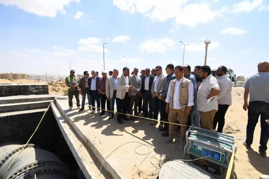 “بالصور: الشربيني يكشف عن تفاصيل مشروع الخط الإضافي لنقل المياه إلى القاهرة الجديدة! اكتشف التفاصيل الآن”