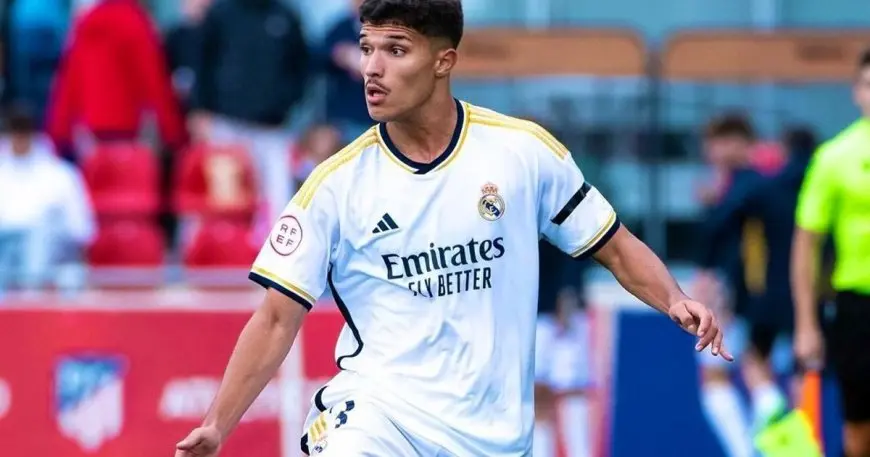 “لا تفوتوا: هل يكون اللاعب المغربي يوسف الخديم بطل دفاع ريال مدريد؟ اكتشفوا حقيقة الضوء الأخضر المنتظر!”