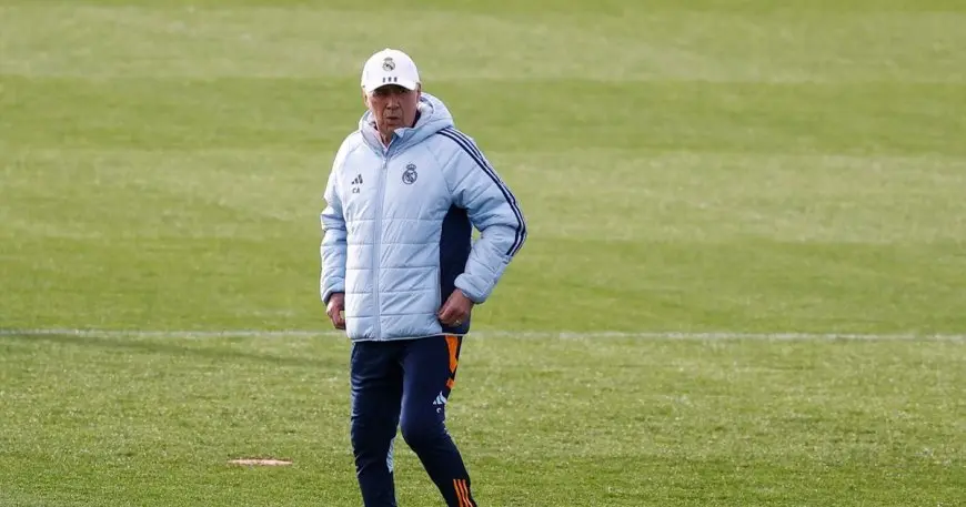 “مدرب ريال مدريد يكشف خطته لوداع رائع… لن تصدق ماذا قال!”