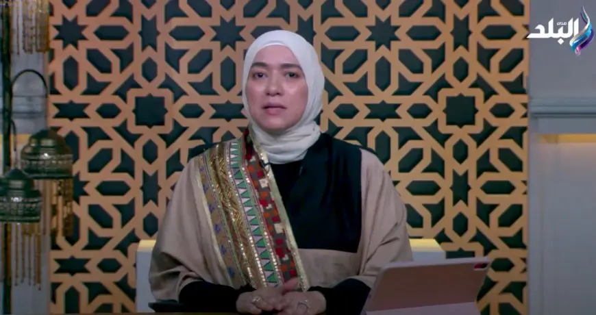 دينا أبو الخير تكشف دور المرأة المذهل في بداية الإسلام!
