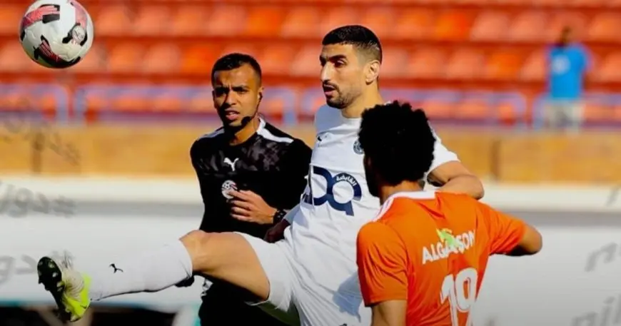 تصعيق فاركو لبيراميدز يضرب المصارعة على لقب الدوري المصري!