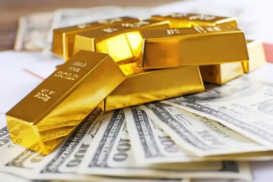سعر الذهب يتحدّى التقلبات والدولار ينخفض!