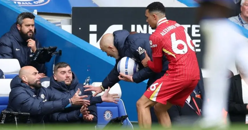 لن تصدق السبب الذي يمنع أرنولد من ارتداء القميص 66 مع ريال مدريد!