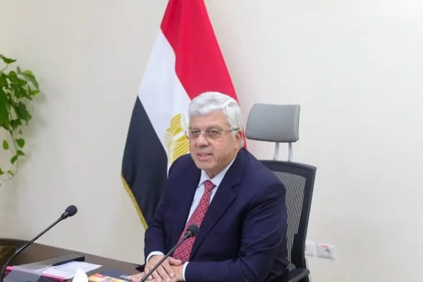 وزير التعليم العالي يفجر مفاجأة: تعيين عمداء جدد بالجامعات المصرية!