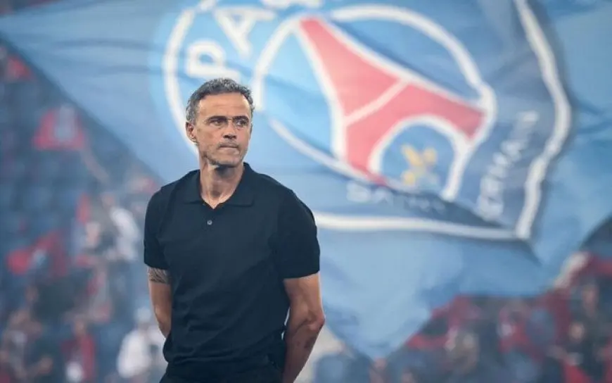 باريس سان جيرمان يتوج بلقب دوري أبطال أوروبا وفقًا لنظرية ميونخ وآيندهوفن!