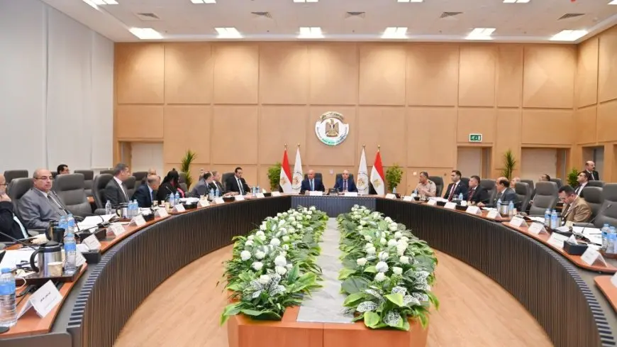 اللجنة العليا لتراخيص الشواطئ تفضح 25 مشروعًا بحضور نجمين كبيرين!