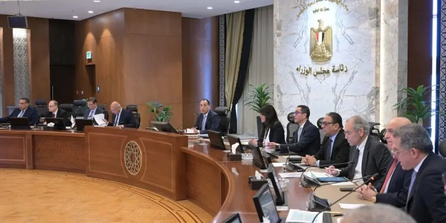 “عاجل: مدبولي يخصص 41 مليار جنيه للدعم النقدي في الموازنة! اكتشف التفاصيل الآن”