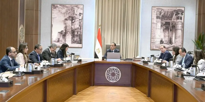 رئيس الحكومة يفاجئ بجلسة تفقدية لأعمال لجنة حوكمة الاستثمارات العامة!