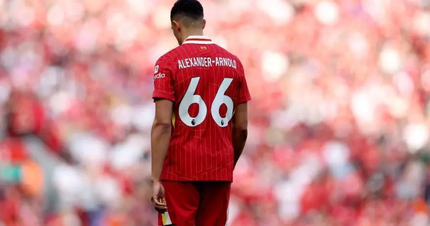 نجم ليفربول يثير الجدل بتصرف غير متوقع ضد جمهور الفريق