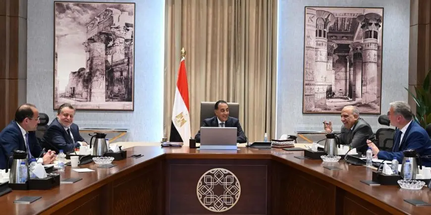 مفاجأة مدبولي للصيف المقبل: خطة جديدة لتأمين البترول وضمان انتعاش محطات الكهرباء!