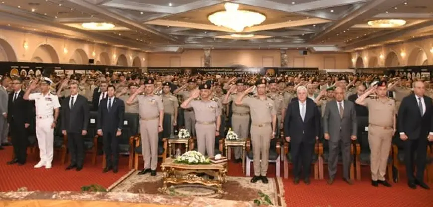 الوزير يشهد افتتاح المؤتمر الدولي العلمي للكلية الفنية العسكرية: تفاصيل مثيرة لعام 2025!