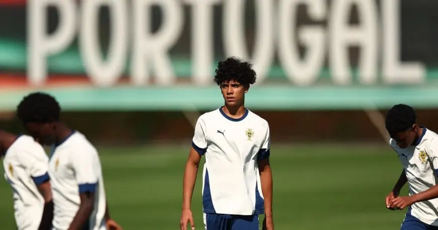 ابن كريستيانو رونالدو يحمل رقم 7 مع منتخب البرتغال… لكنه لا يستطيع التسجيل!