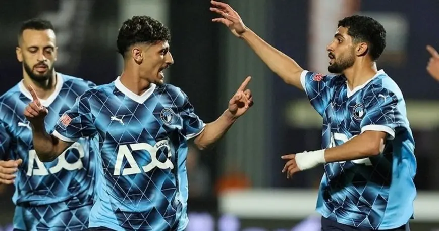 بيراميدز يفوز بدرع الدوري بفضل هبة من الزمالك!