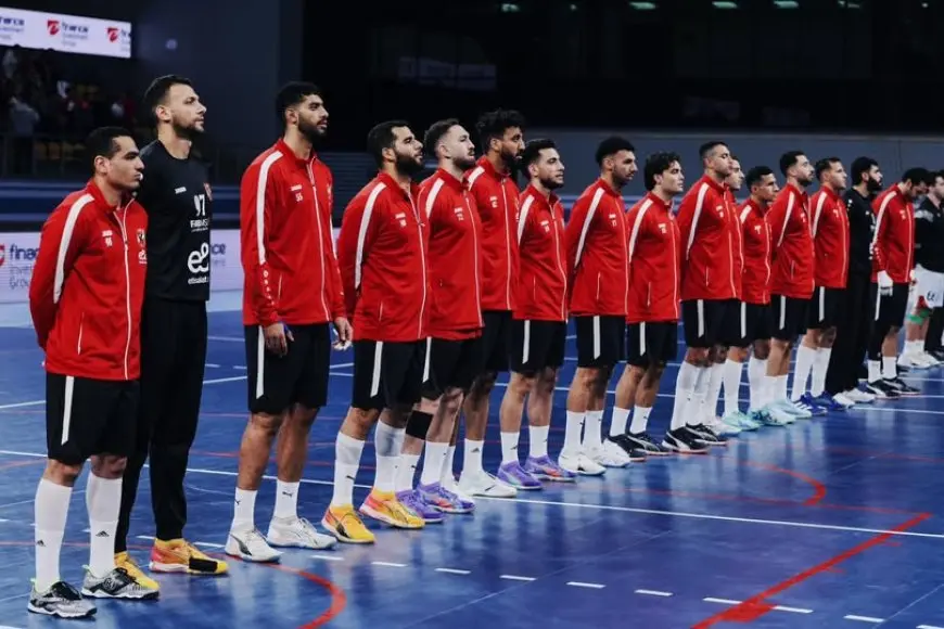 بفوز ساحق: الأهلي يتوّج بكأس السوبر الإفريقي لليد بفارق كبير من النقاط!