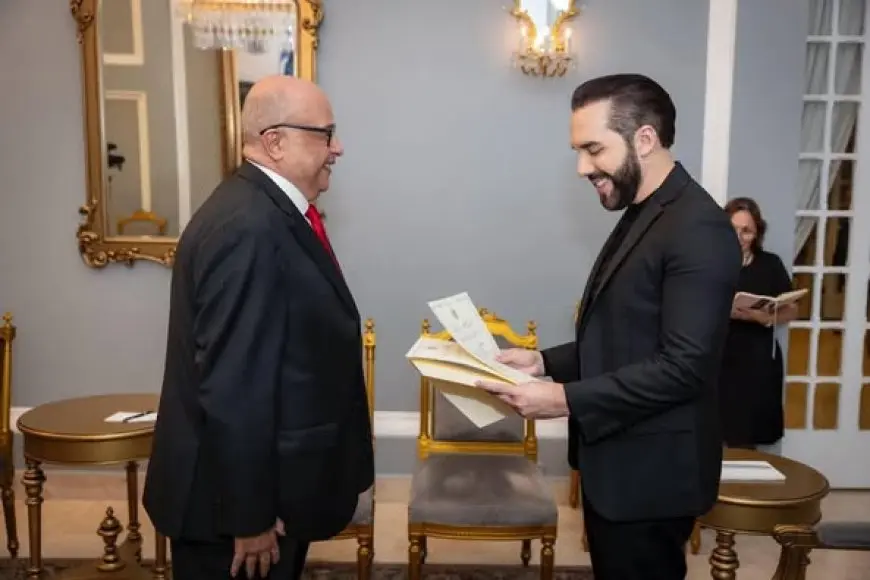 الكشف الحصري: السفير المصري يسلم أوراق اعتماده لرئيس السلفادور!