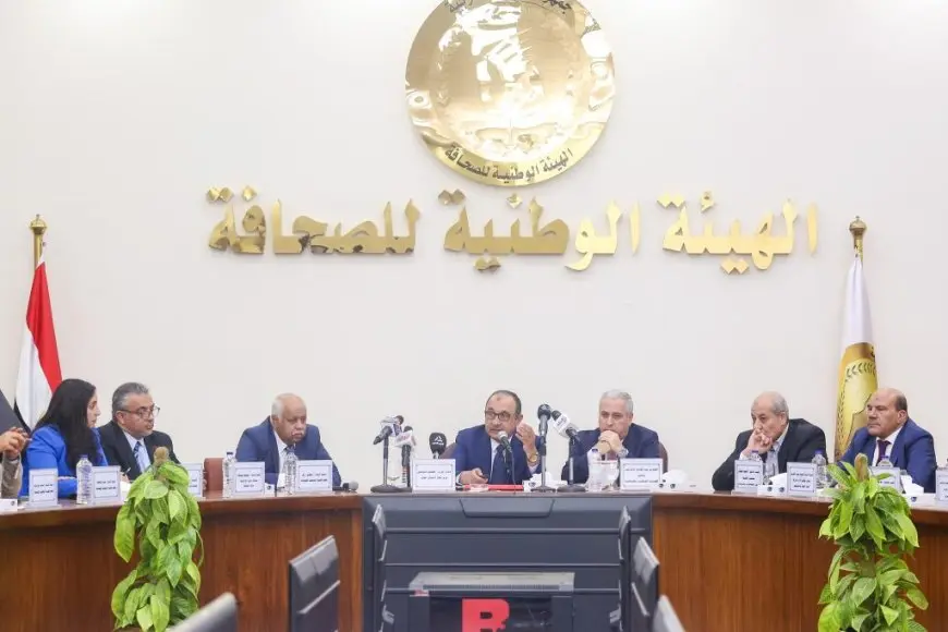 وزير قطاع الأعمال يكشف عن خطة نارية لتحقيق الاستدامة في الشركات أمام الهيئة الوطنية للصحافة