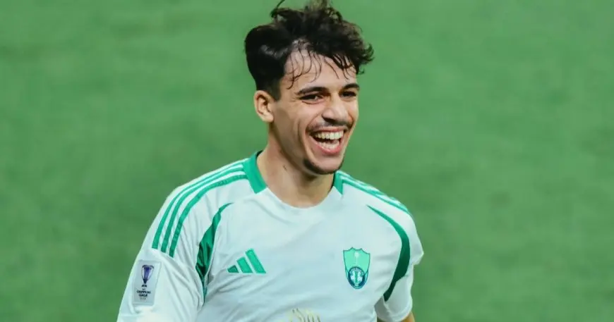 لاعب الأهلي السعودي يطمح للعودة إلى الدوري الإسباني: ماذا سيحدث؟