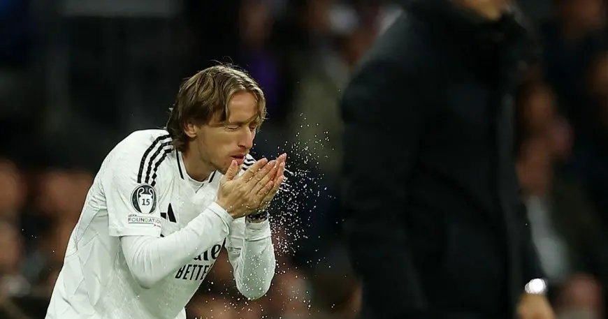 سرُّ البند الغامض في عقود نجوم ريال مدريد تكشفه الصور!