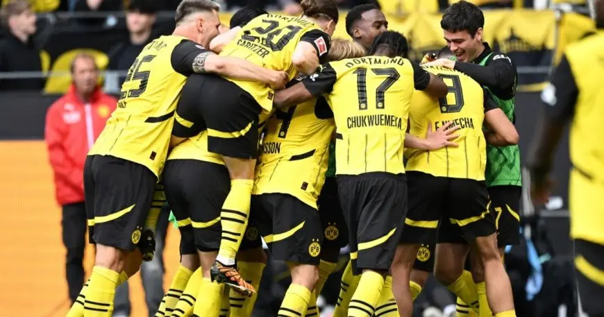 بالصور: دورتموند يفوز ببطولة دوري الأبطال ويصعق ليبزيغ!