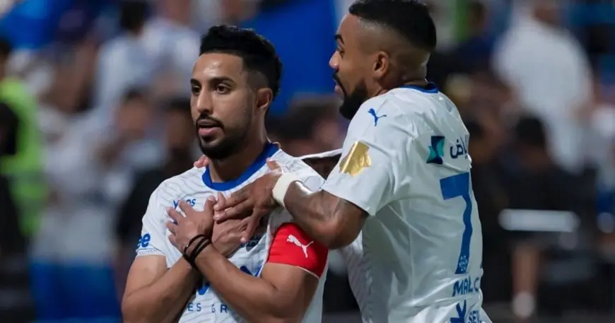 تعرف على تشكيلة الجولة 32 في دوري روشن: سالم الزعيم يتألق والنصر يتصدر العنوان!
