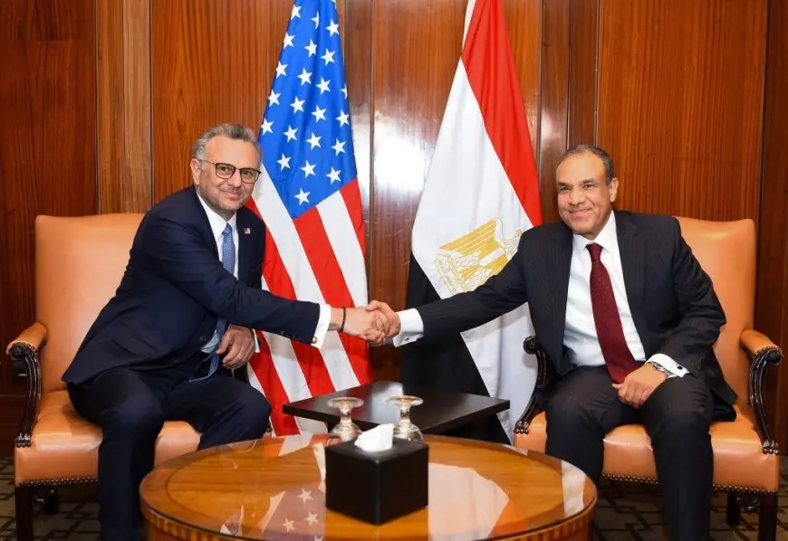 بالصور: وزير الخارجية يلتقي بكبير مستشاري الرئيس الأمريكي!
