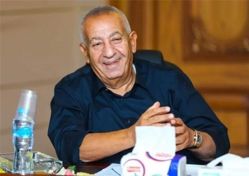 بالفيديو: كامل أبو علي يفاجئ الجميع ويستقيل من رئاسة النادي المصري
