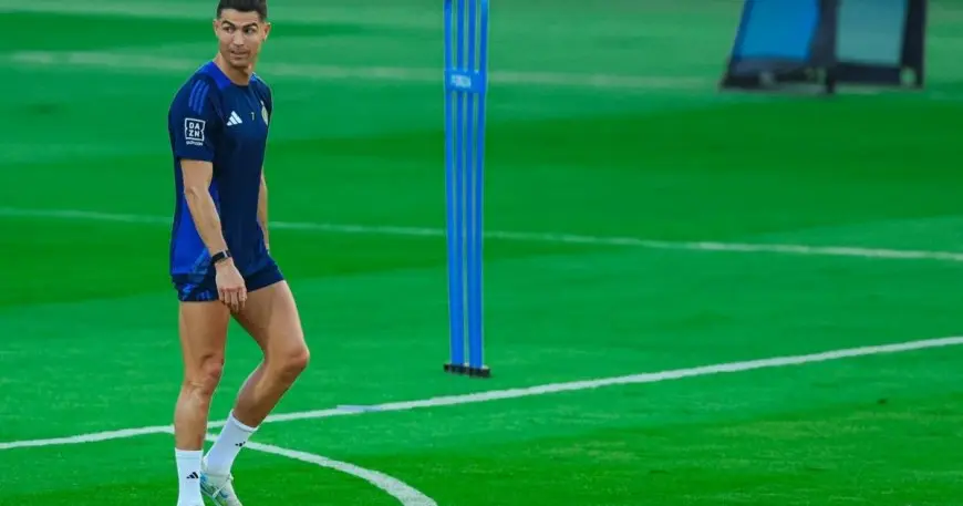 عودة رونالدو ترسم ابتسامة على وجوه جماهير النصر! شاهد تشكيلة الفريق ضد الخليج في الدوري السعودي