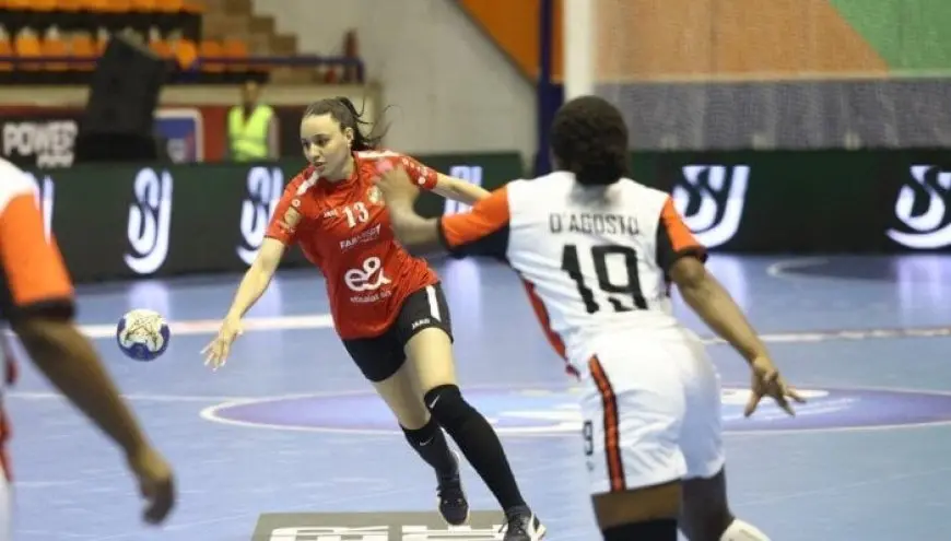 نجمات يد الأهلي يتأهلن إلى نهائي بطولة «كأس الكؤوس الإفريقية»!