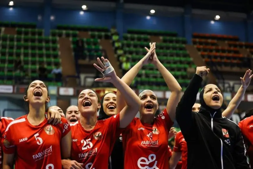 للمرة الأولى في التاريخ .. إناث الأهلي يتأهلن لنهائي إفريقيا بعد فوزهن على الجمعية التونسية!