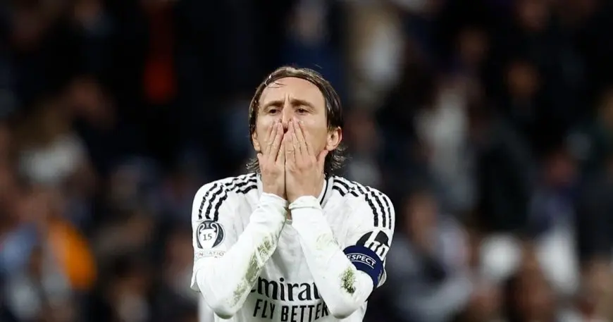 سر إجبار مودريتش على الرحيل عن ريال مدريد! تعرف على العروض السعودية المثيرة