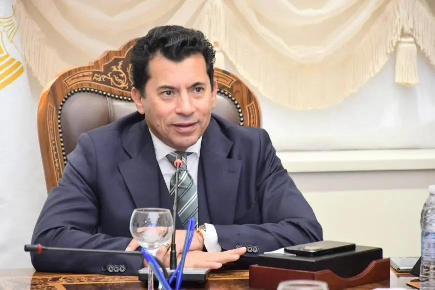 وزير الرياضة يشارك العالم خبر محزن عن محمود الخطيب – لن تصدق ما حدث!