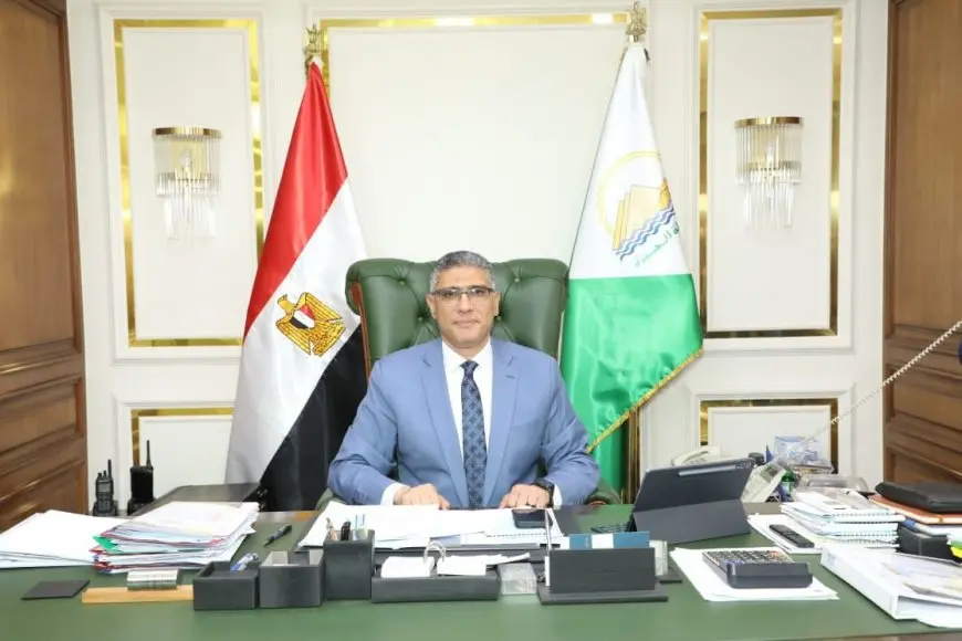 “مفاجأة محافظ الجيزة: خطة استراتيجية لتطوير 11 مدينة و160 قرية تثير الدهشة!”