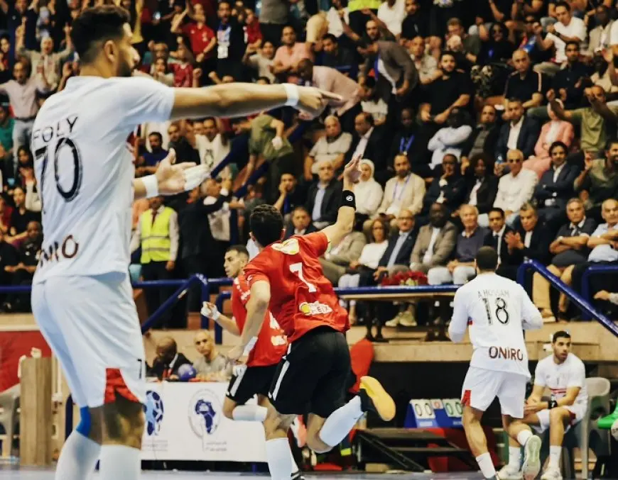 بالفيديو: الأهلي يحقق انتصارا تاريخيا على الزمالك ويتوج بلقب كأس الكؤوس الإفريقية لكرة اليد!