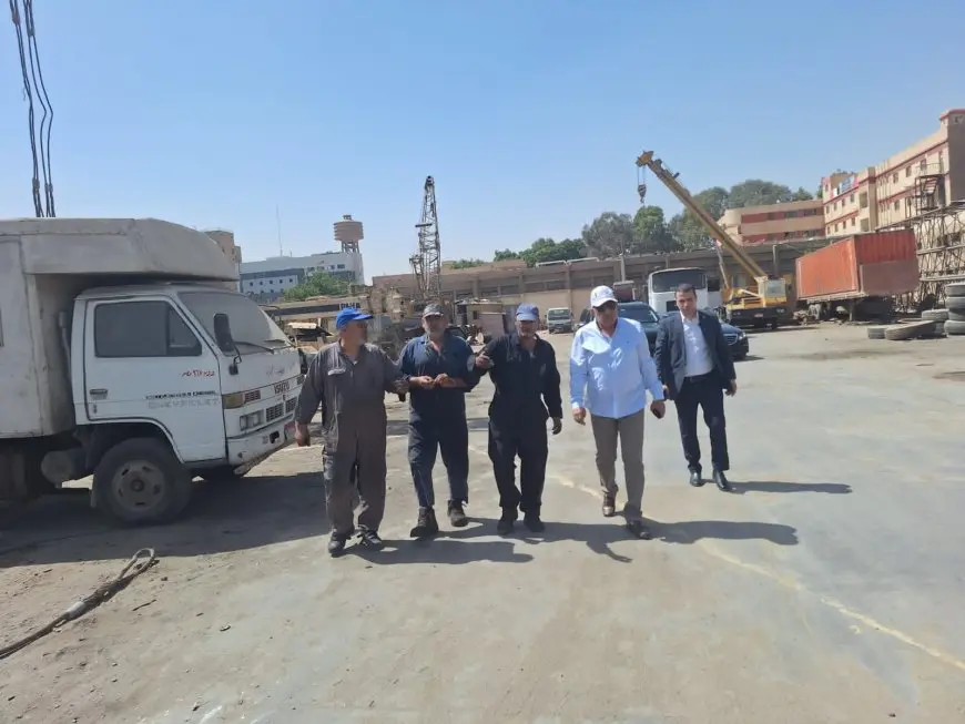 “وزير الكهرباء يدهش الجميع بجولاته الميدانية لضمان استفادة مثالية من الموارد وتحسين استخدام المركبات!”