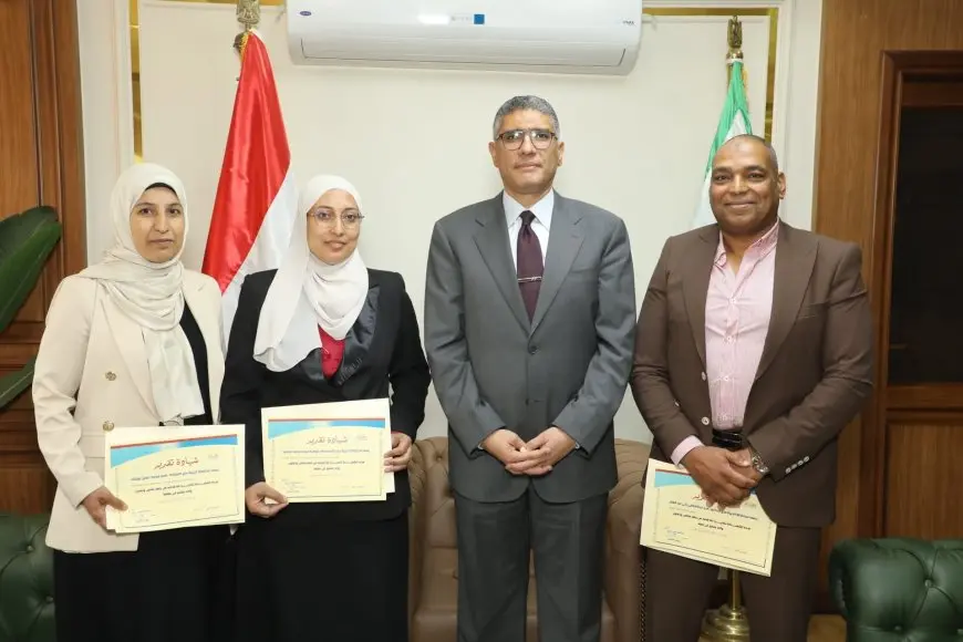 مفاجأة كبيرة: محافظ الجيزة يكرم أبطال الصف ويثني على جهودهم!