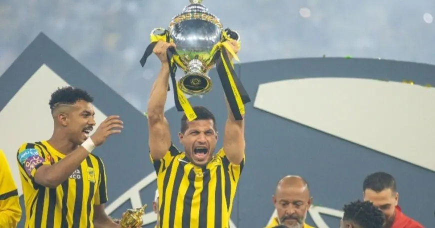 تعرف على قصة طارق حامد: من بطل إلى شاهد على تتويج الاتحاد بدوري روشن!