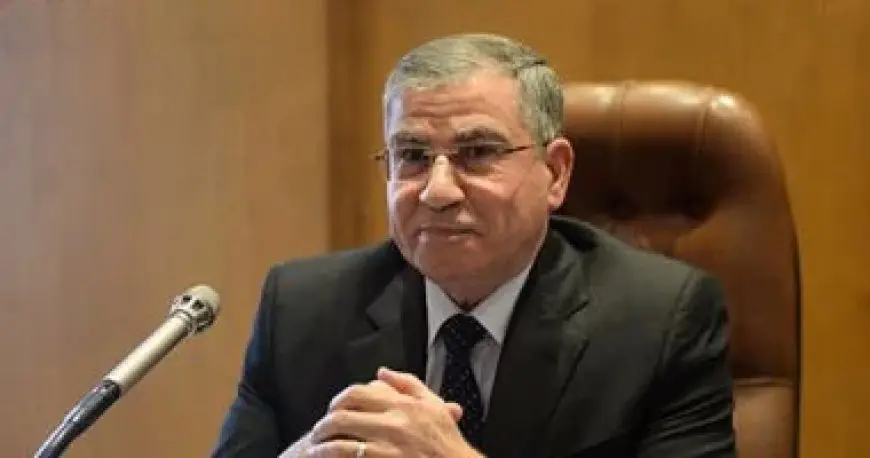 “صدمة كبرى في عالم السياسة: وفاة وزير التموين الشهير محمد علي مصيلحي تثير الجدل”