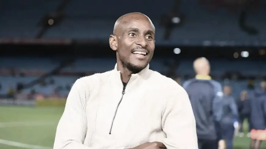 شوبير يكشف سر انضمام موكوينا لصفوف الزمالك!