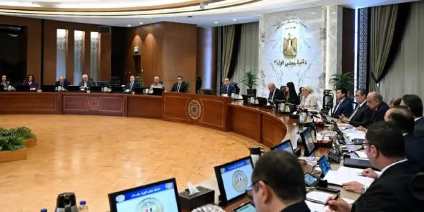 “رئيس الوزراء المصري يكشف عن أسرار الاستثمارات الأجنبية المربحة في مصر! اكتشف التفاصيل الآن”