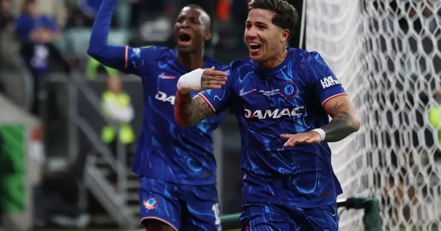 تشيلسي يتألق ويفوز بلقب دوري المؤتمر بعد هزيمة ريال بيتيس!
