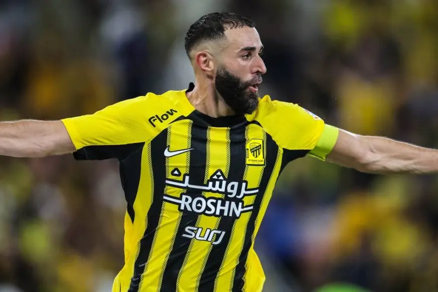 بنزيما يتألق ورونالدو يتوج بالحذاء الذهبي في نهاية الدوري السعودي!