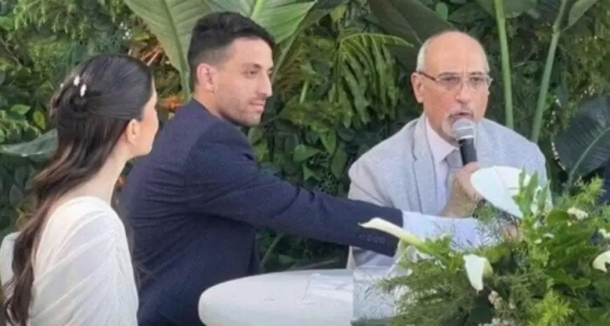 طاهر محمد طاهر يسطع بإعلان عقد قرانه قبل السفر للمونديال! الصور تكشف التفاصيل الحصرية