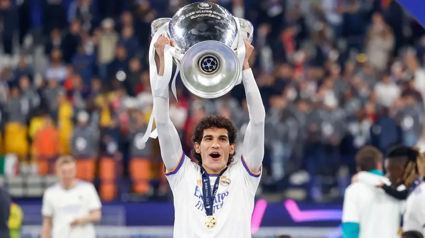 بالفيديو: فاييخو يغادر ريال مدريد ويثير ضجة كبيرة!