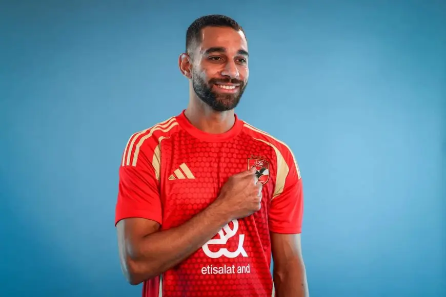 فاجعة في الأهلي.. خبراء يثنون على رحيل لاعب مميز!