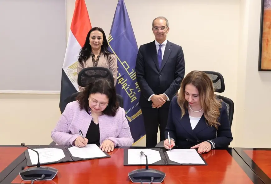 وزيرا الاتصالات والتضامن يوقعان اتفاقية تاريخية لدعم التحول الرقمي وتعزيز الشمول المالي!