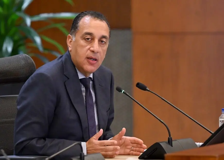 “رئيس الوزراء يُفاجئ شيخ الأزهر بتهنئة خاصة في عيد الأضحى! اكتشف التفاصيل الآن”